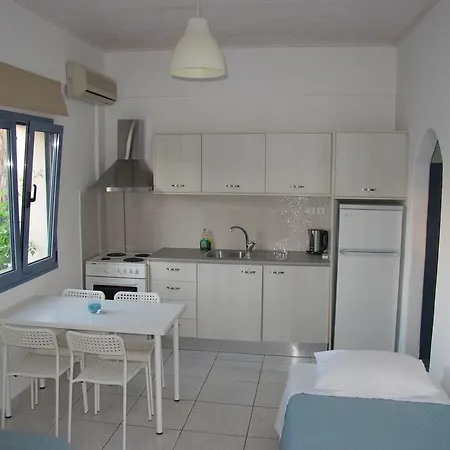 Nikolas Apartment *